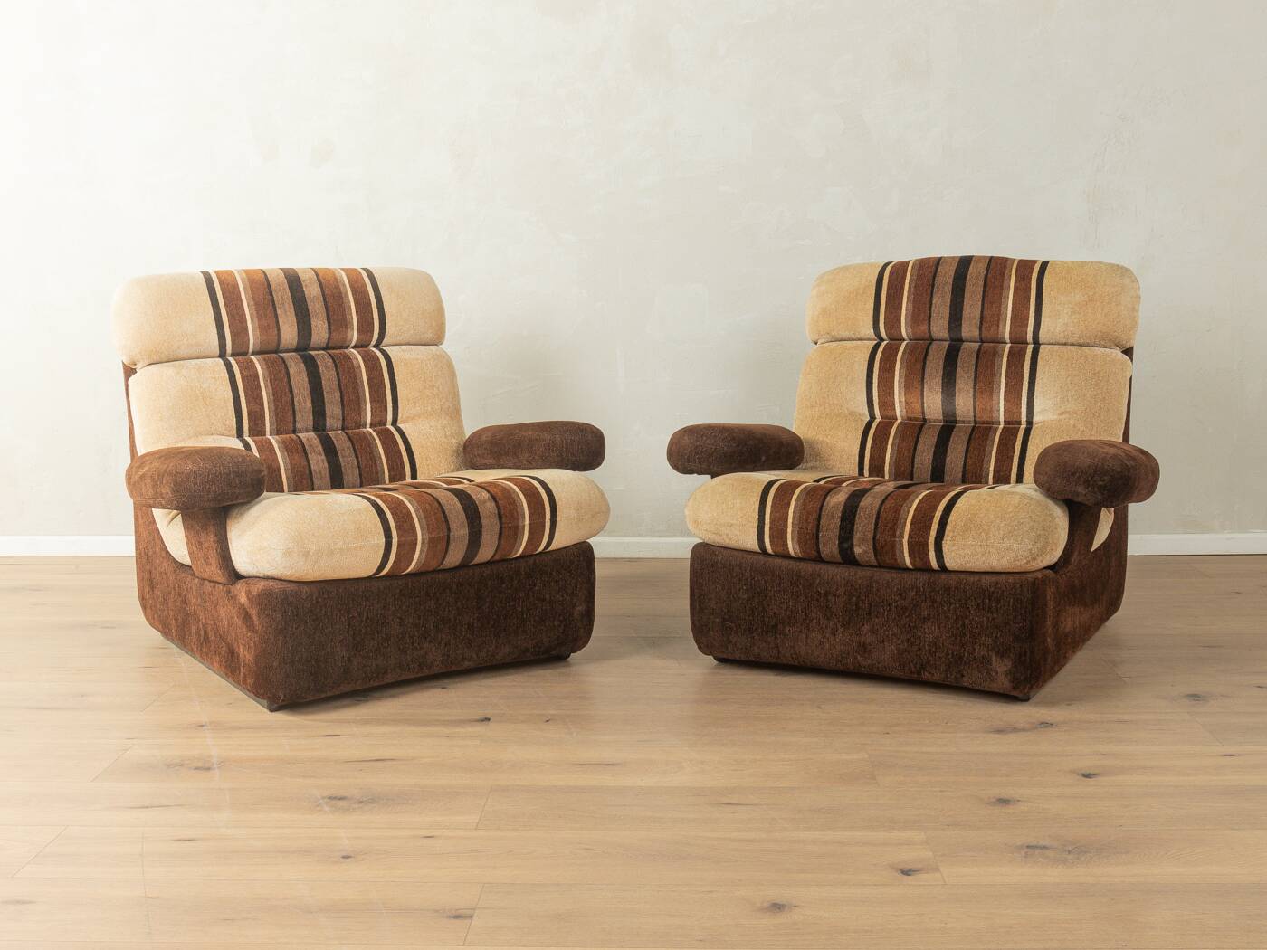 2x Space Age armchair set from the 1970s in velour