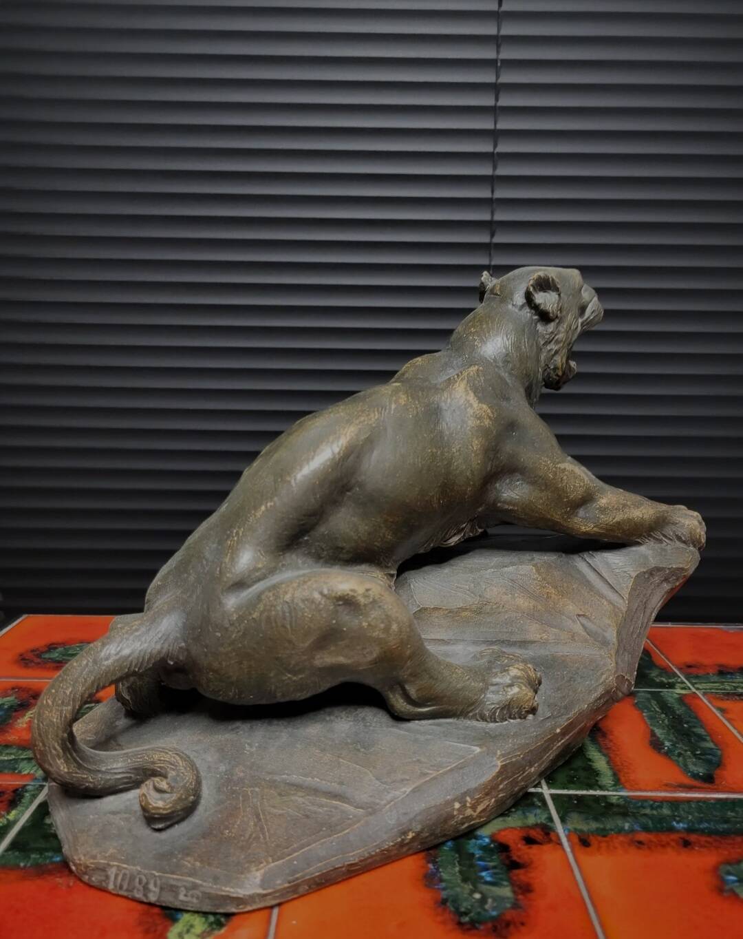 Keramieken beeld tijger, période Art déco, conçu par A. Fagotto