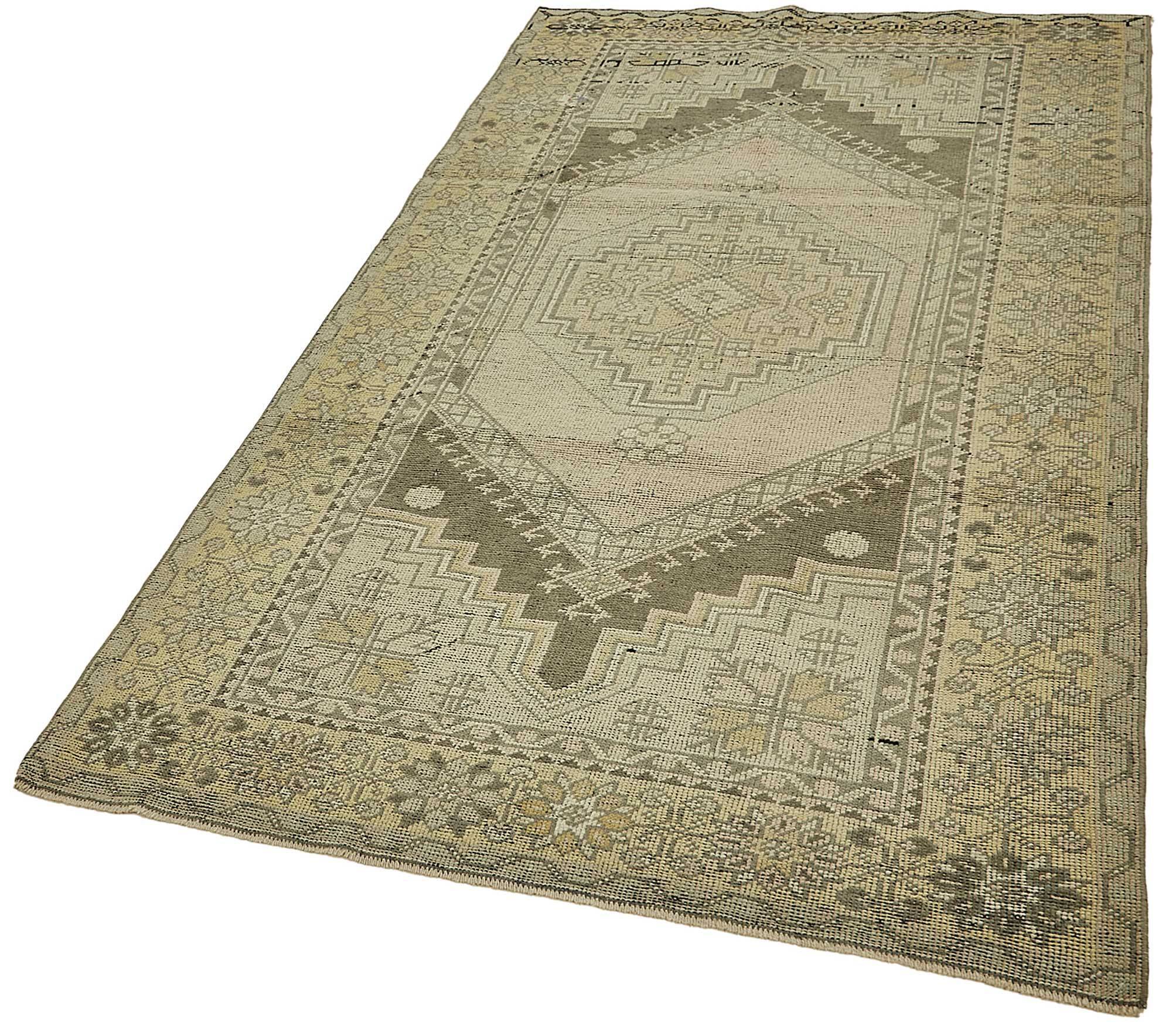 Turkish Vintage Anatolian Rug 127 cm x 217 cm