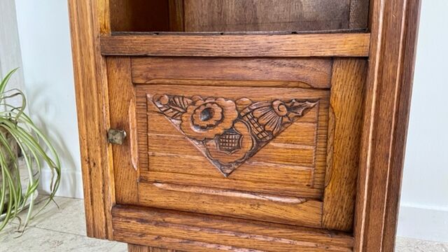 Bedside in oak and marble top