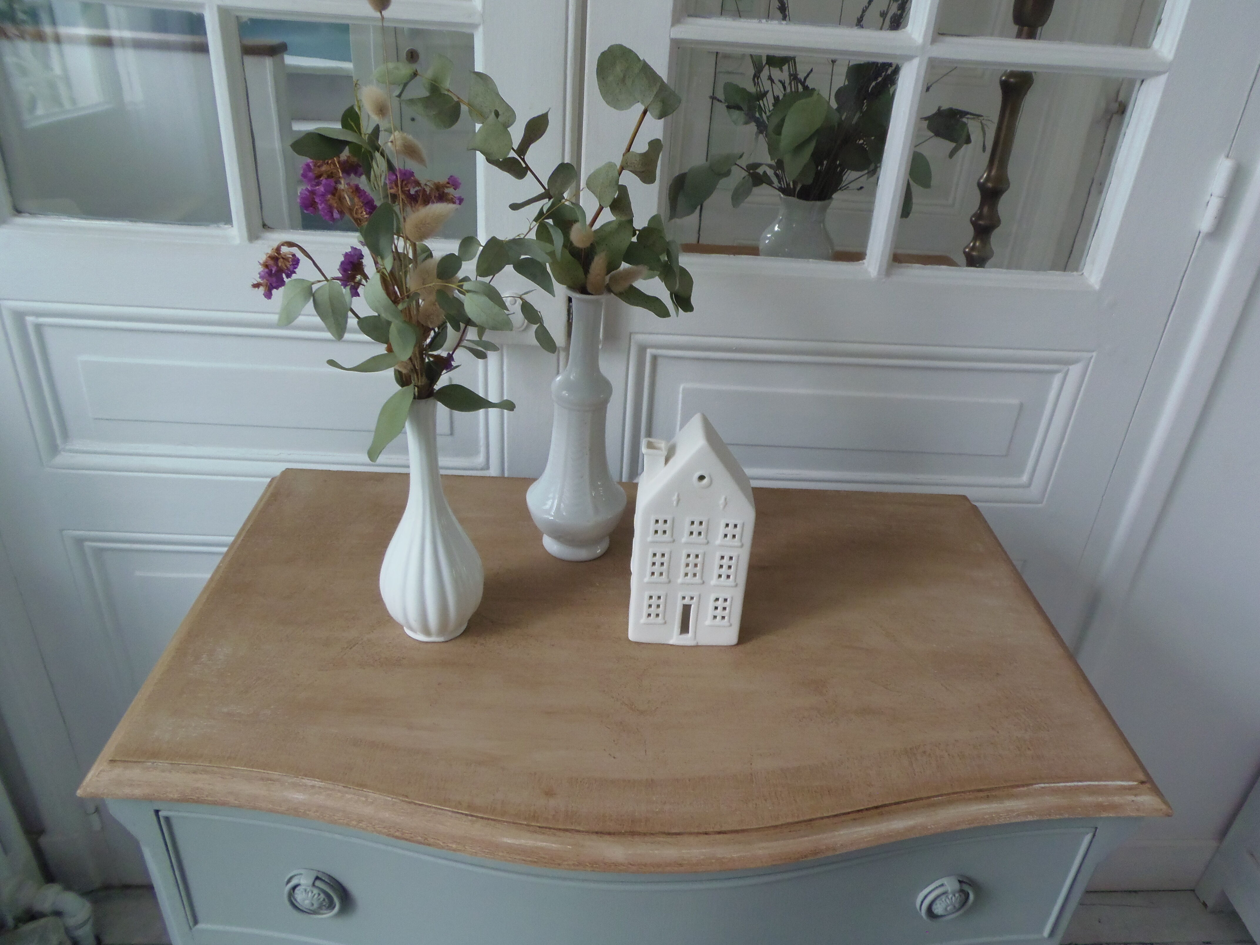 Vintage chest of drawers green of gray, 4 drawers, wooden top