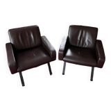 PAIRE DE FAUTEUILS 740  Design : Joseph André Motte 1957