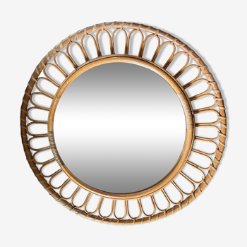 Round decorative rattan wall mirror