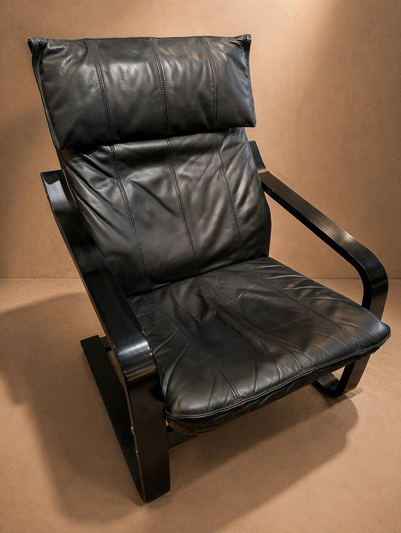 Paire Fauteuil Poäng / N.Nakamura