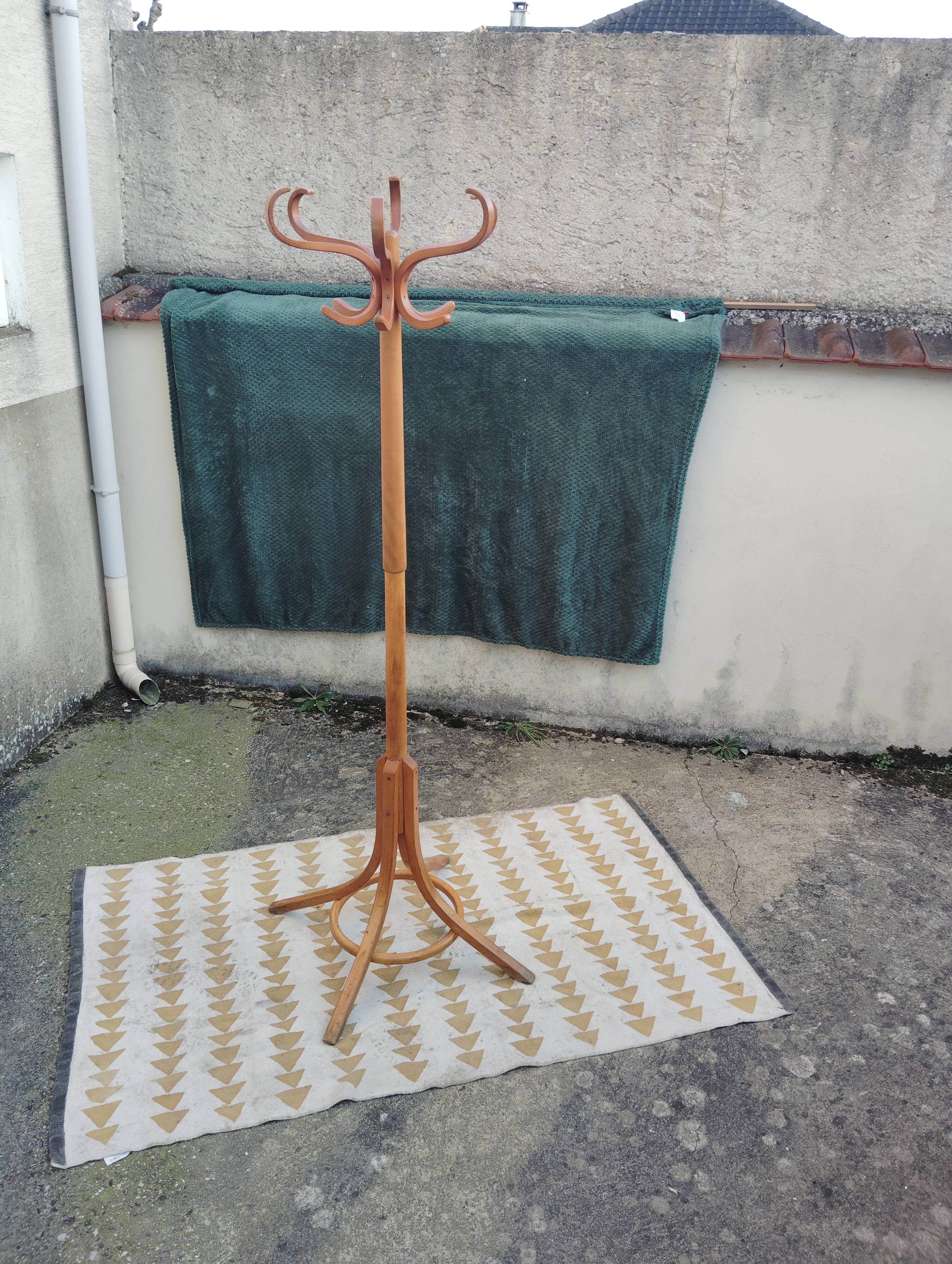 Parrot coat rack attributed to the "Baumann" house.