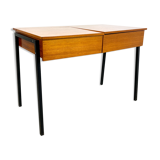 Retro minimalistic desk