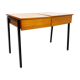 Bureau minimaliste rétro