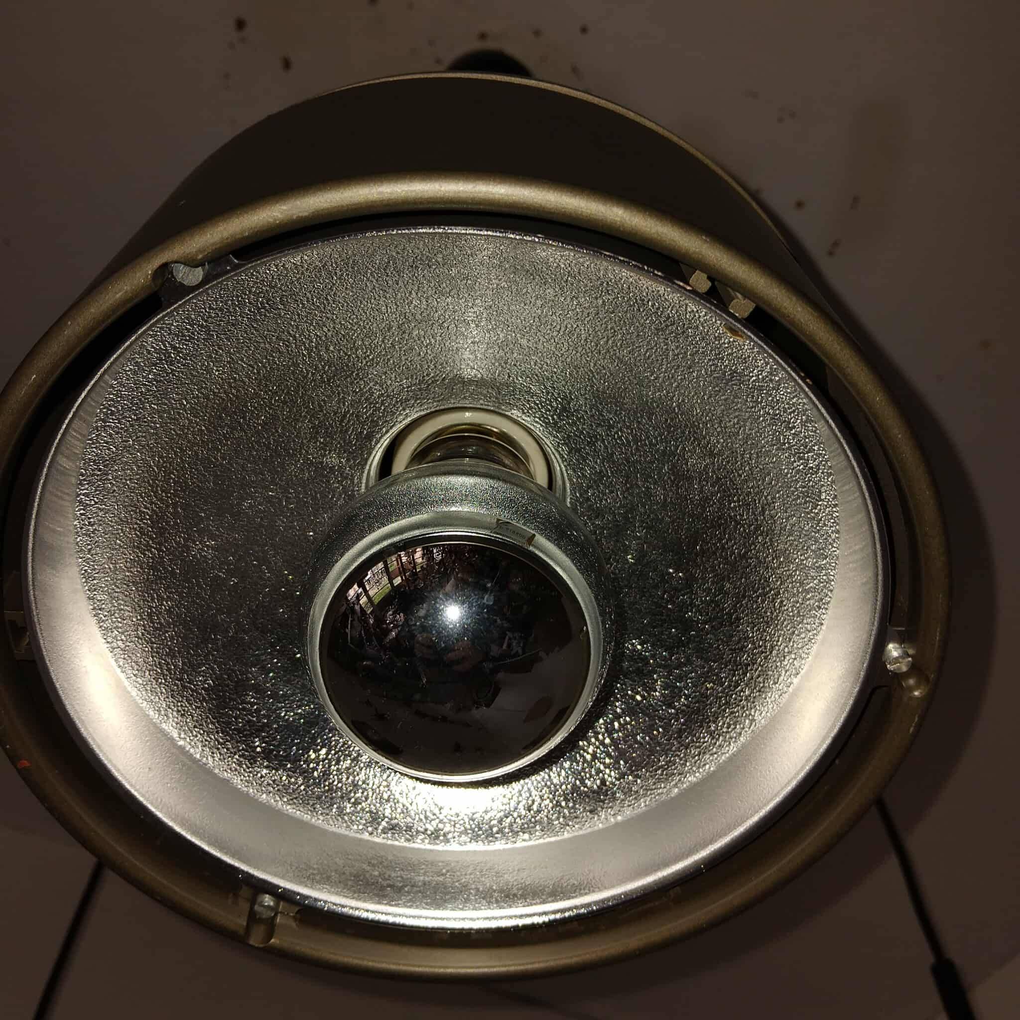 3 SPACE AGE Suspensions deducted 70'