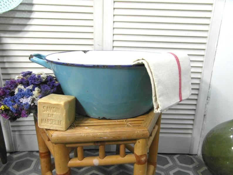 Blue enamel basin