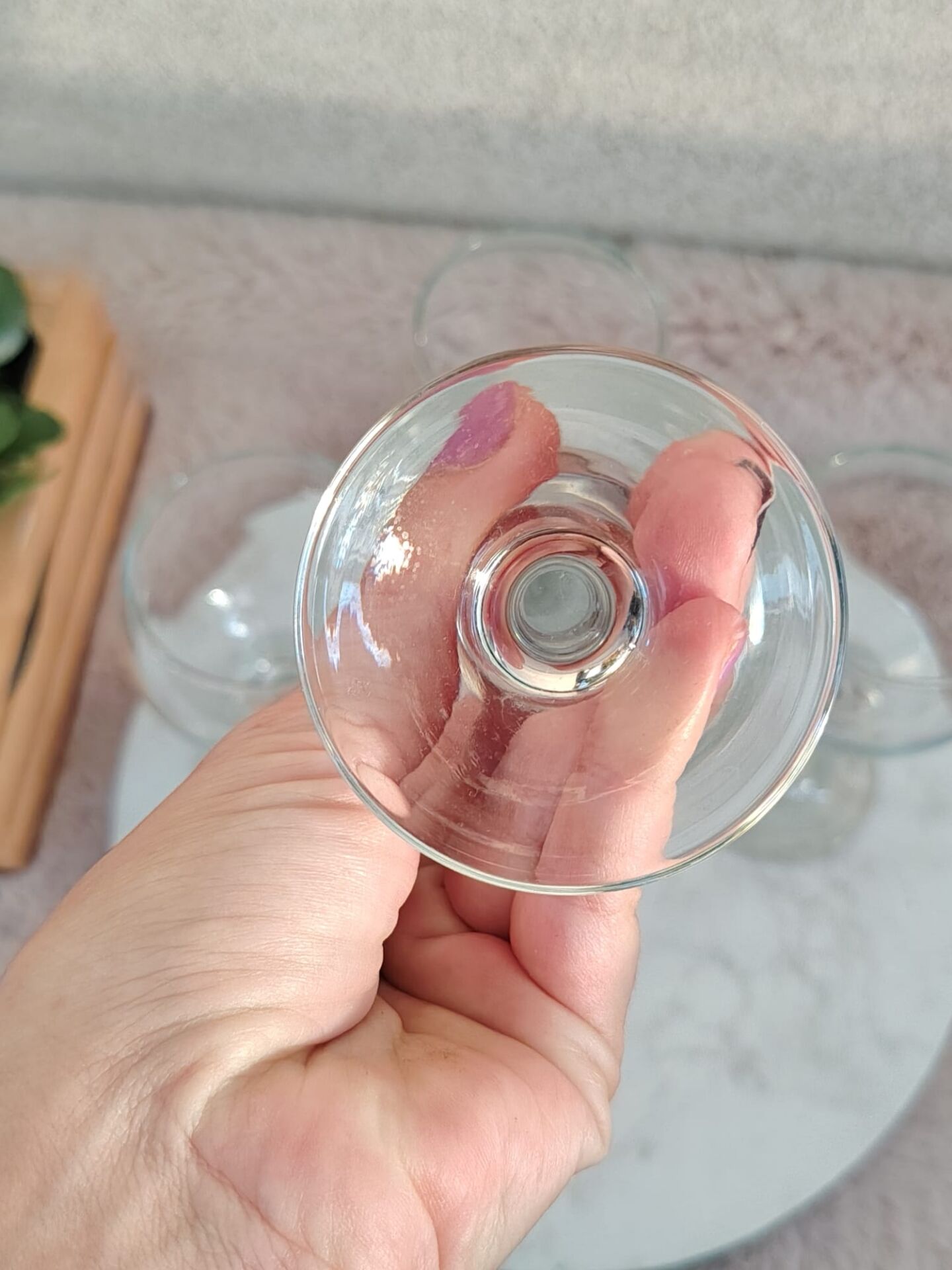 Glass on foot