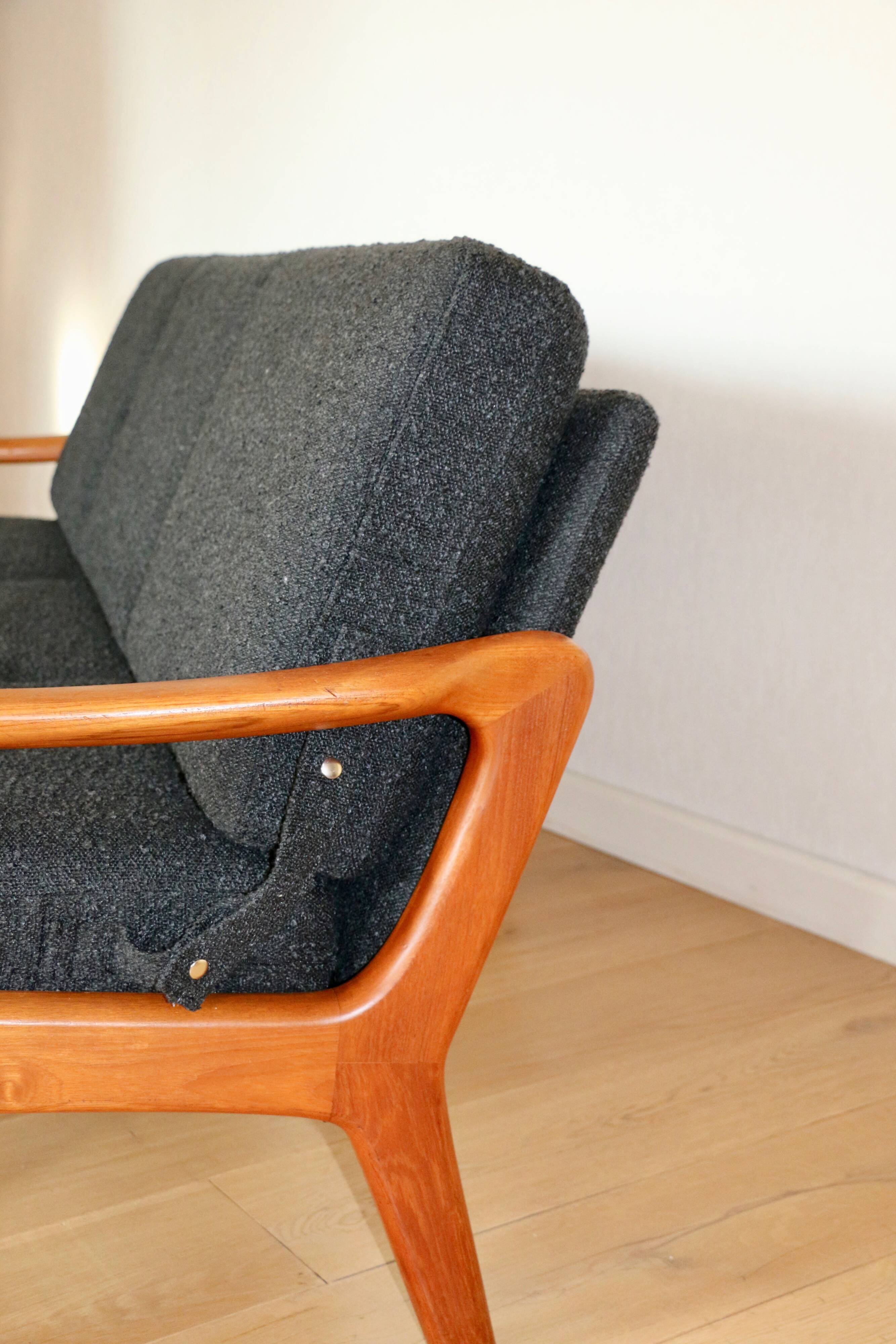 Canapé pliable danois vintage noir bouclé, années 1970