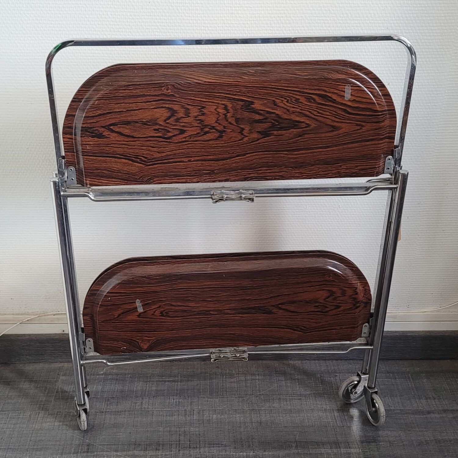 Vintage folding and rolling service
