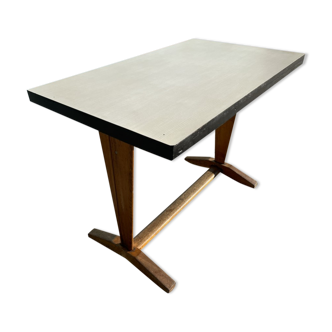 Bistro table
