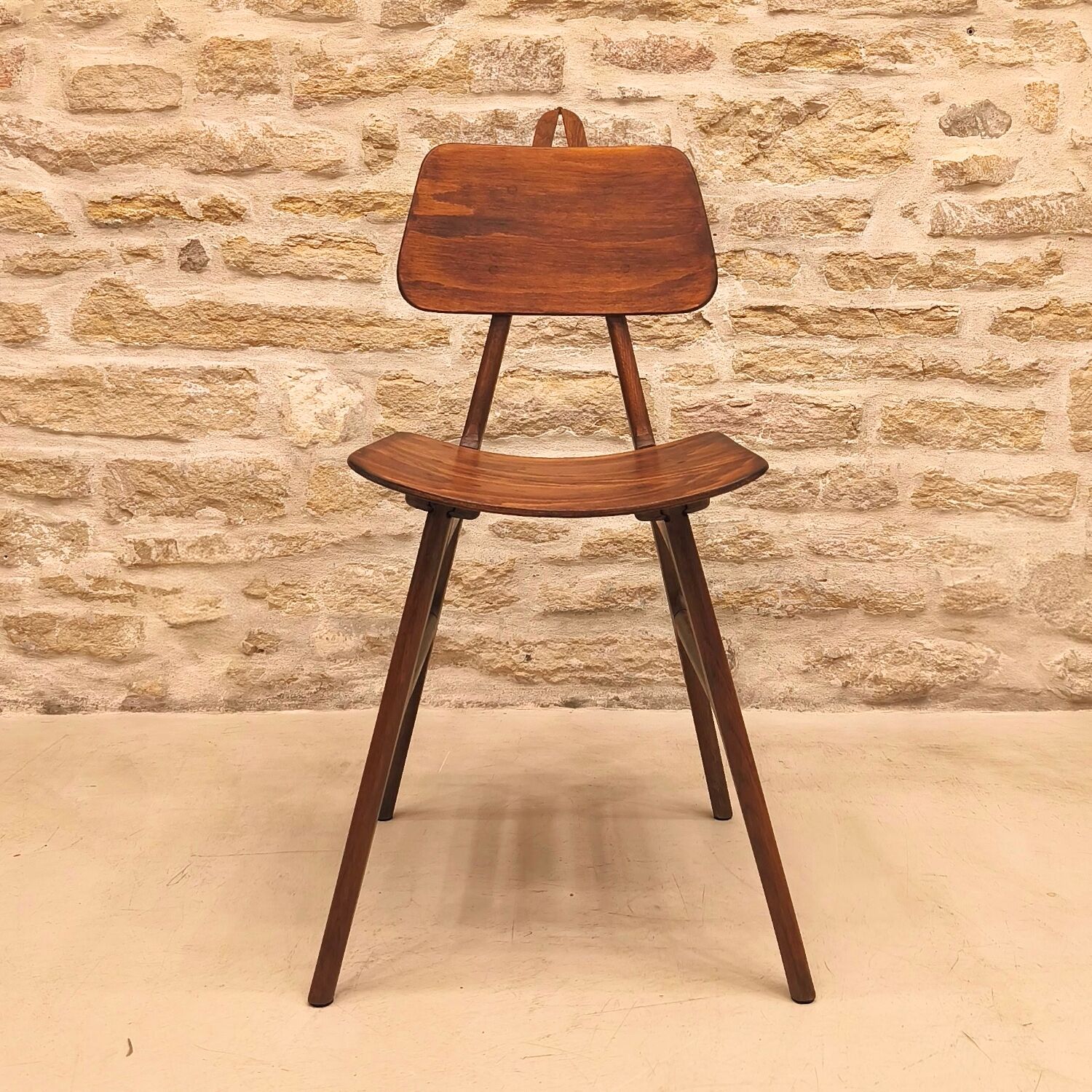 Dismantlable chair by the manufacturer Atelier Saint Sabin, 1950