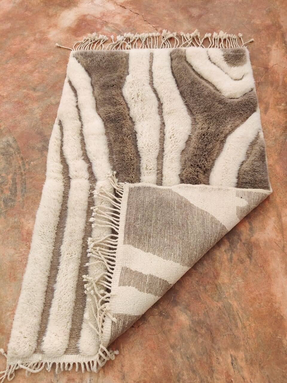 Moroccan Mrirt Handwoven Rug - High Quality Wool