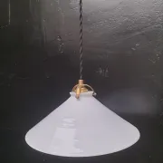 Opaline cone suspension