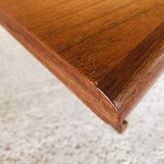 Table basse en teck danoise, Johannes Andersen pour CFC Silkeborg, Circa 60's