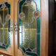 Buffet Art Nouveau en acajou sculpté et vitraux, vers 1900