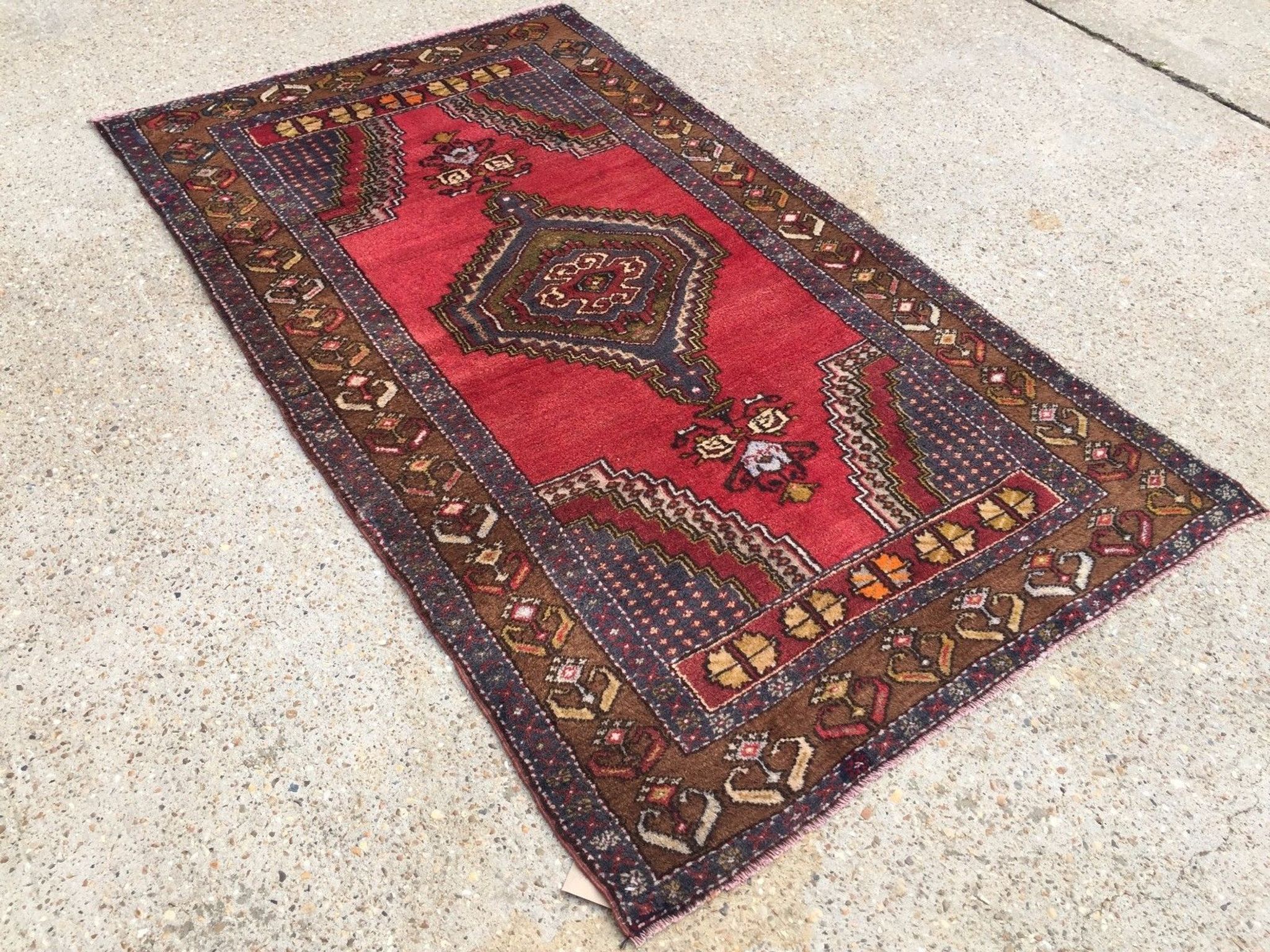 Turkish Prayer Rug vegetable dye 195x112cm