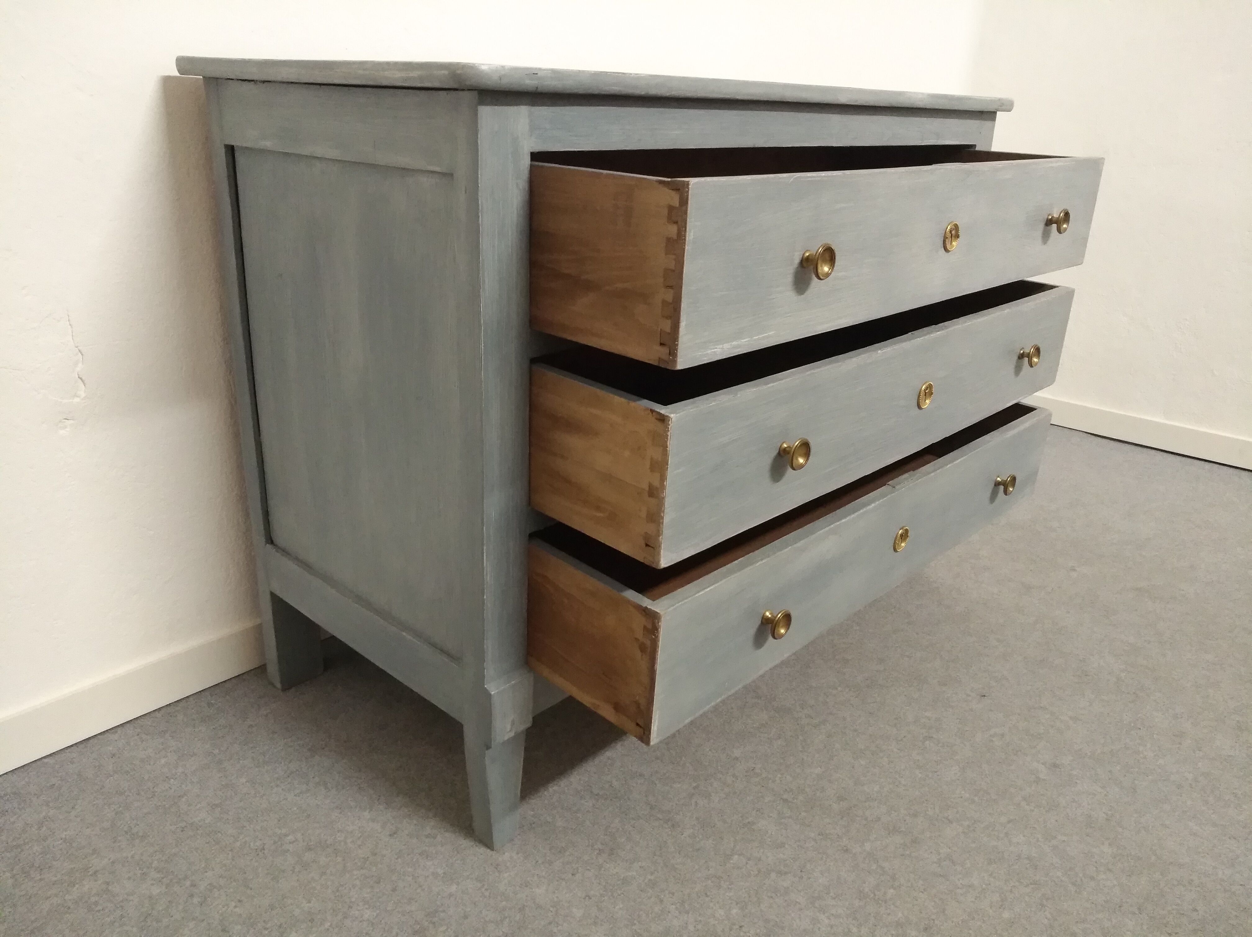 Chest of drawers blue/grey lasured board
