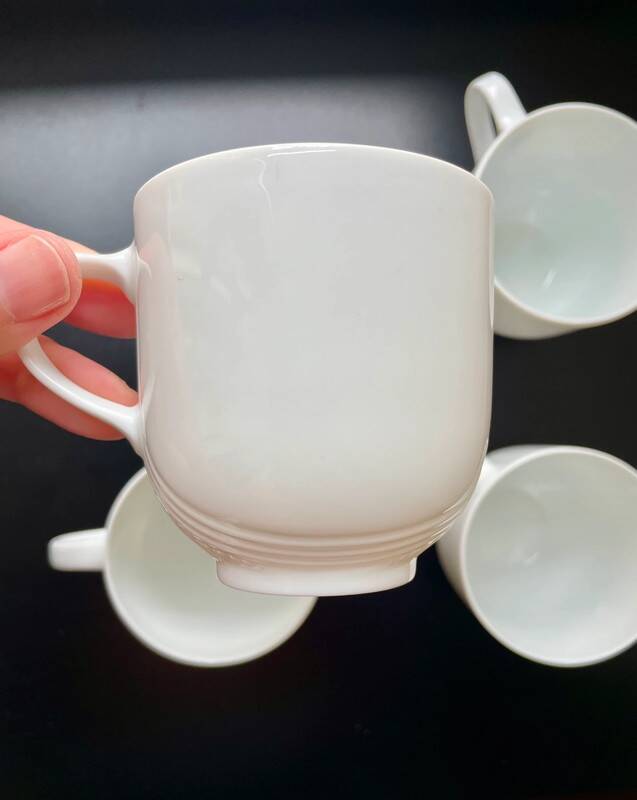 4 Kaiser fine porcelain cups