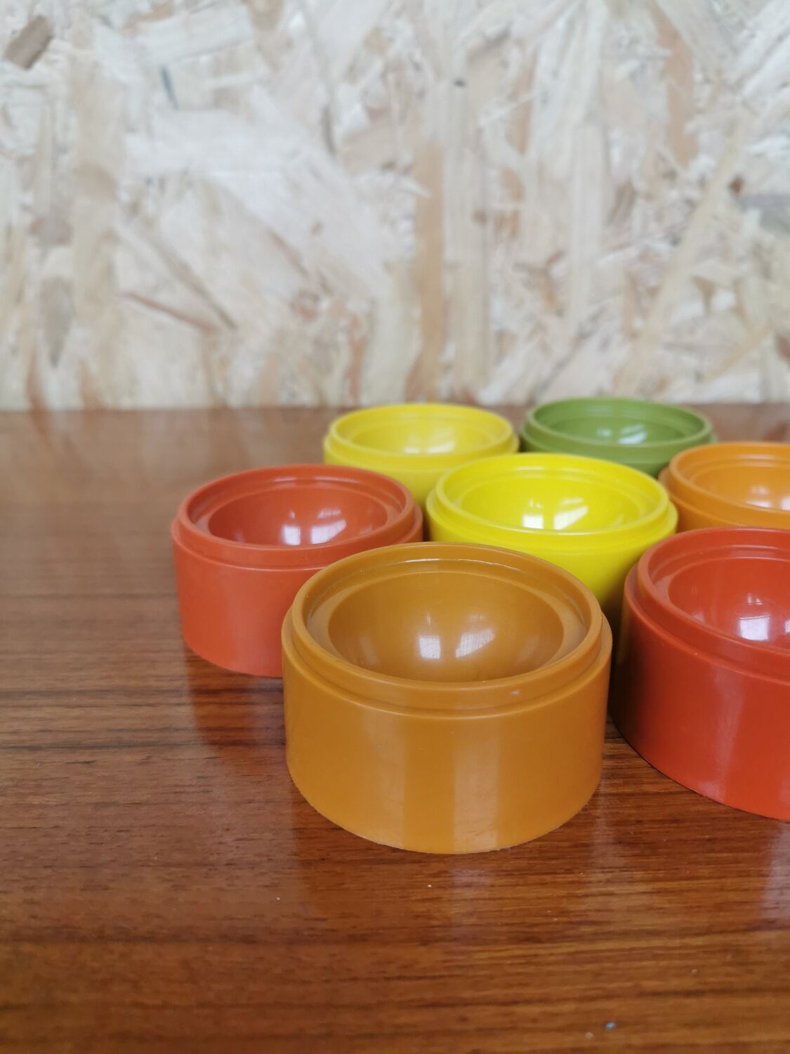 Set of 7 vintage Tupperware egg cups