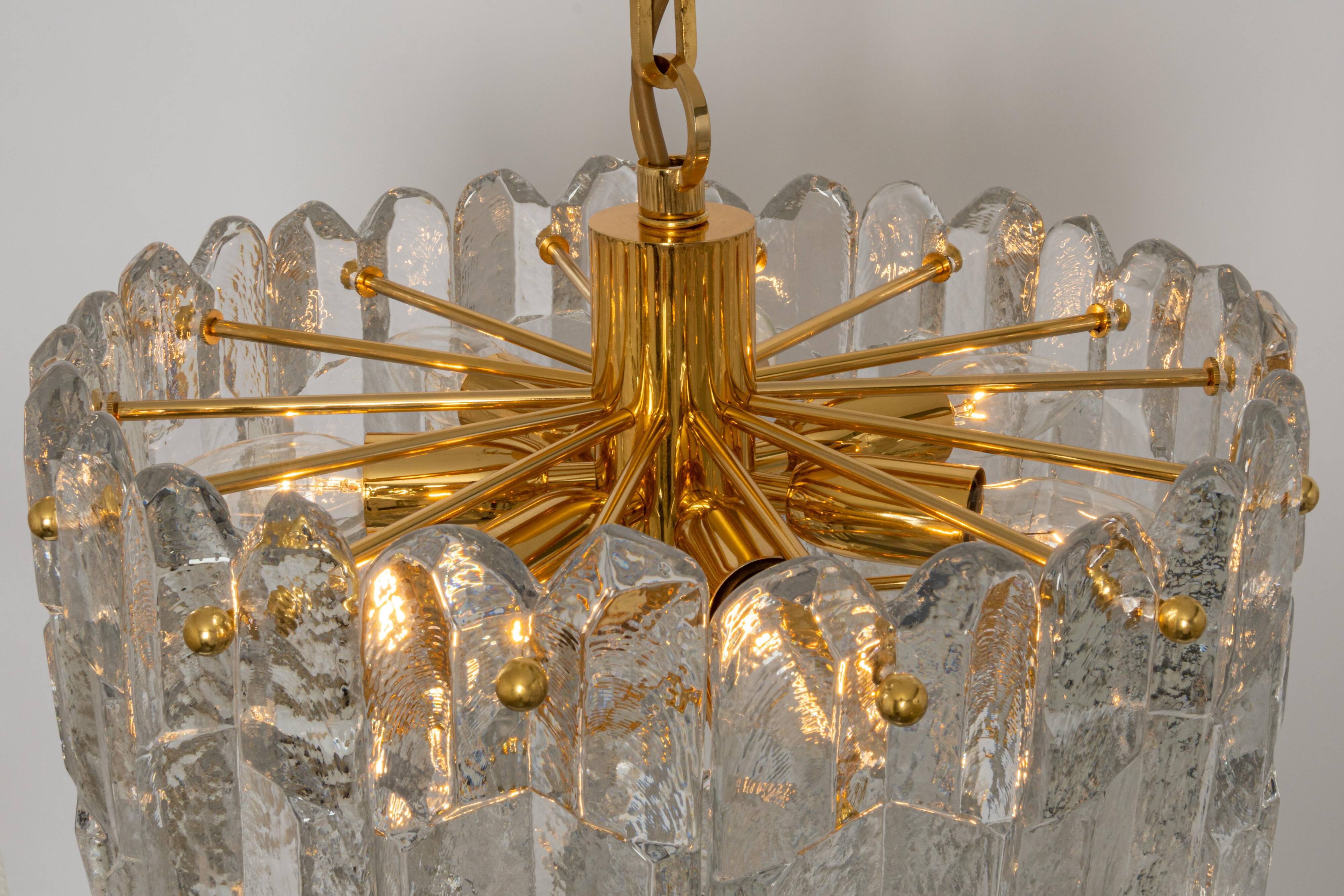 Luminaire en laiton doré, verre cristal Palazzo, Kalmar, Autriche, 1970