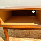 Low chest of drawers with two sliding doors