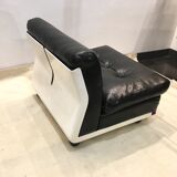 Amanta armchairs in imitation leather by Mario Bellini for B & B Italia