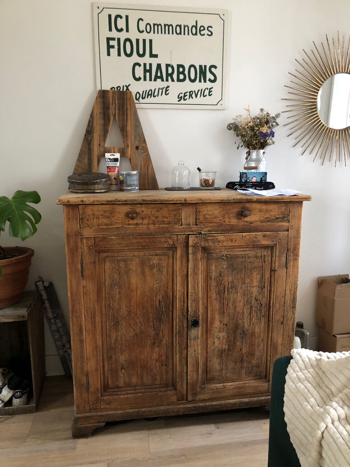 Parisian style buffet