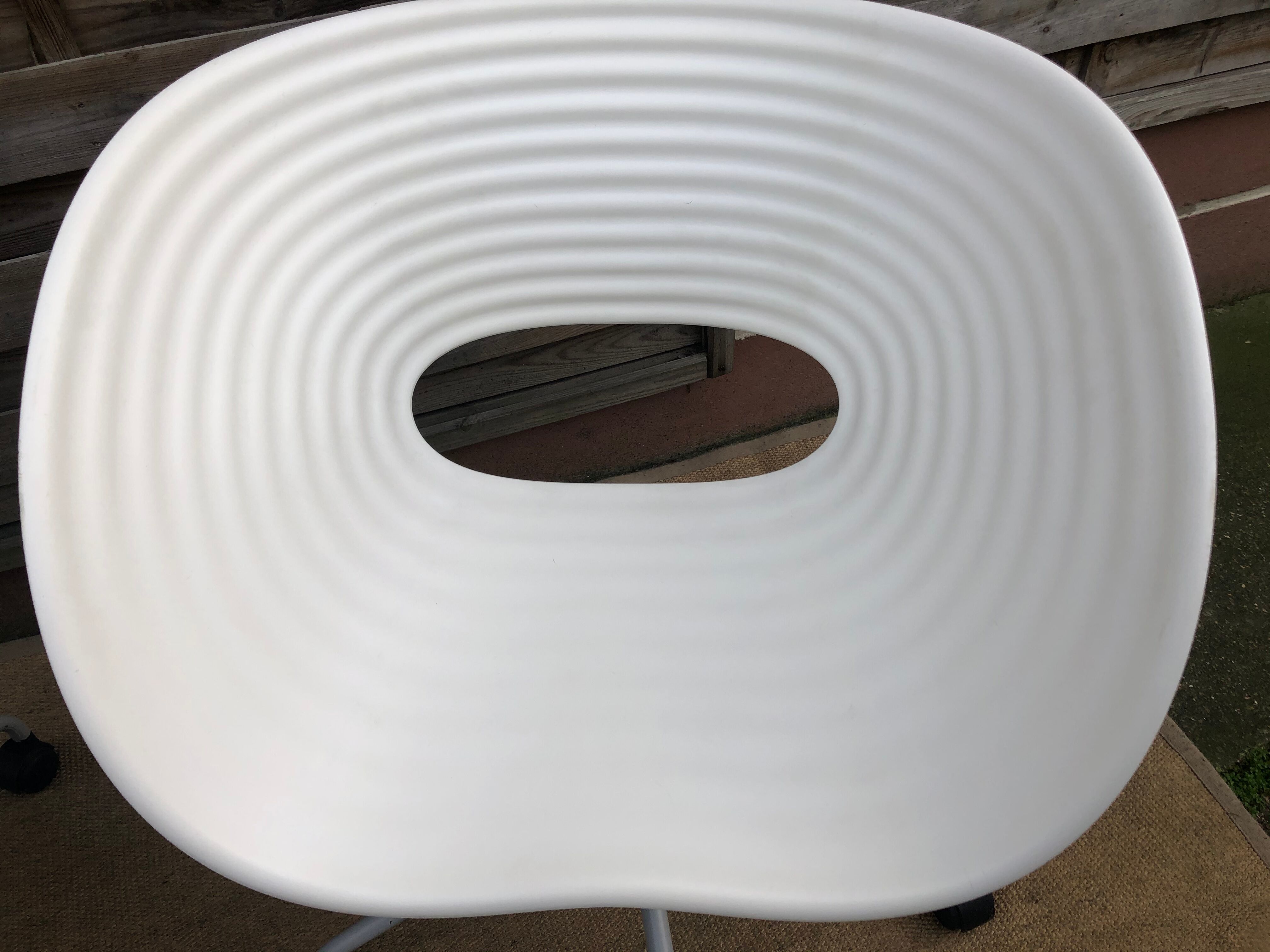 Tom Vac wheelchair design Ron Arad vintage Vitra 90 white