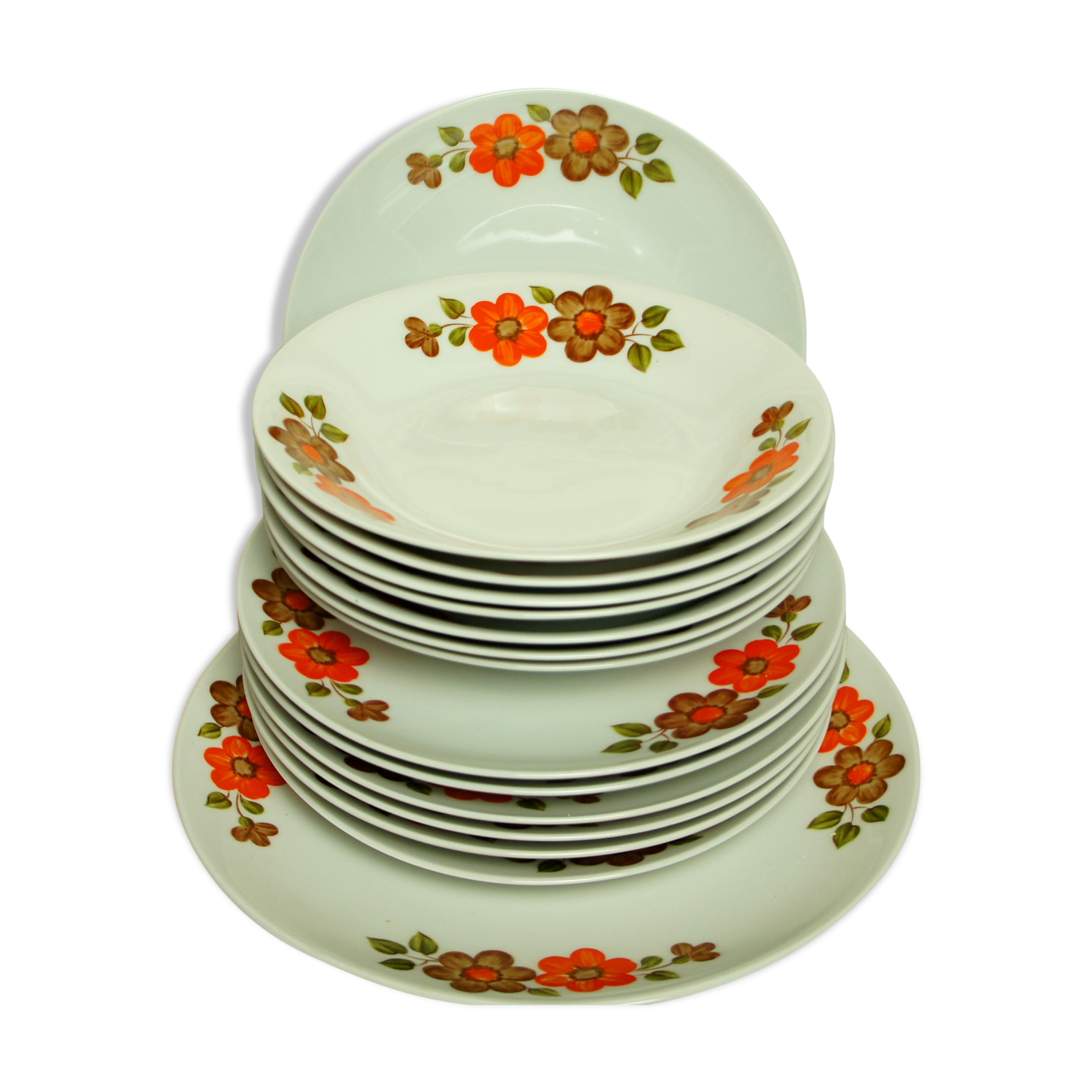 Set of 14 plates and a vintage Winterling dish