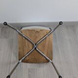 Modernist chair in chrome metal and white laminate, 1960s style.