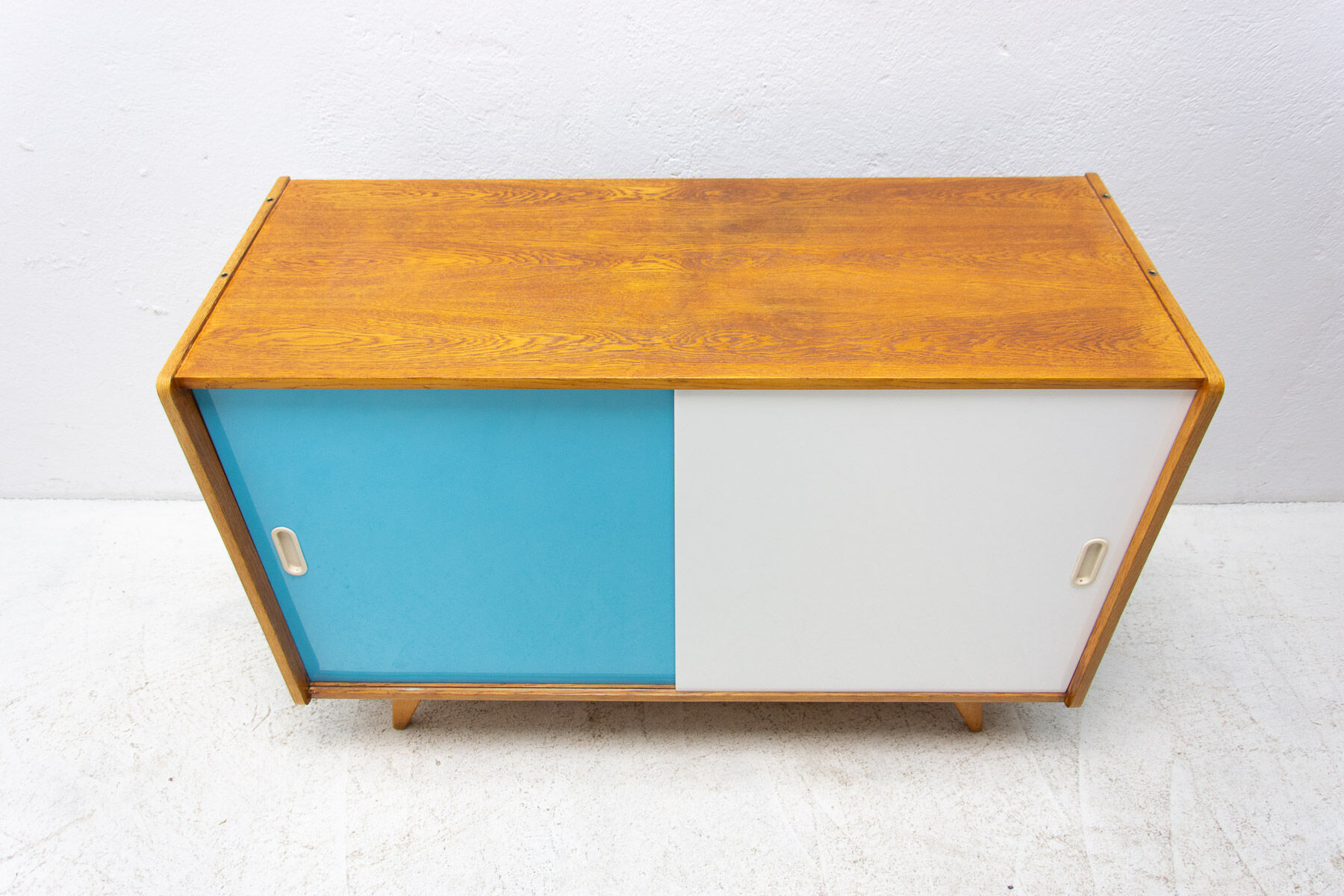 Fully restored mid century sideboard U-452 by Jiří Jiroutek, 1960´s, Czechoslovakia