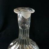 Liquor carafe and its cap