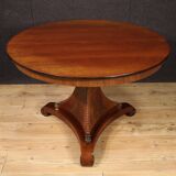 Great 20th century mahogany table
