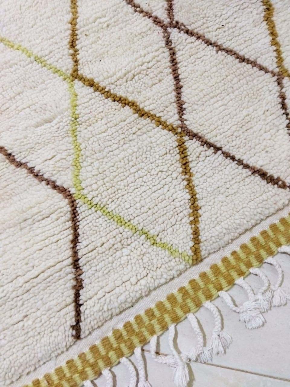 Moroccan berber carpet 280x104cm