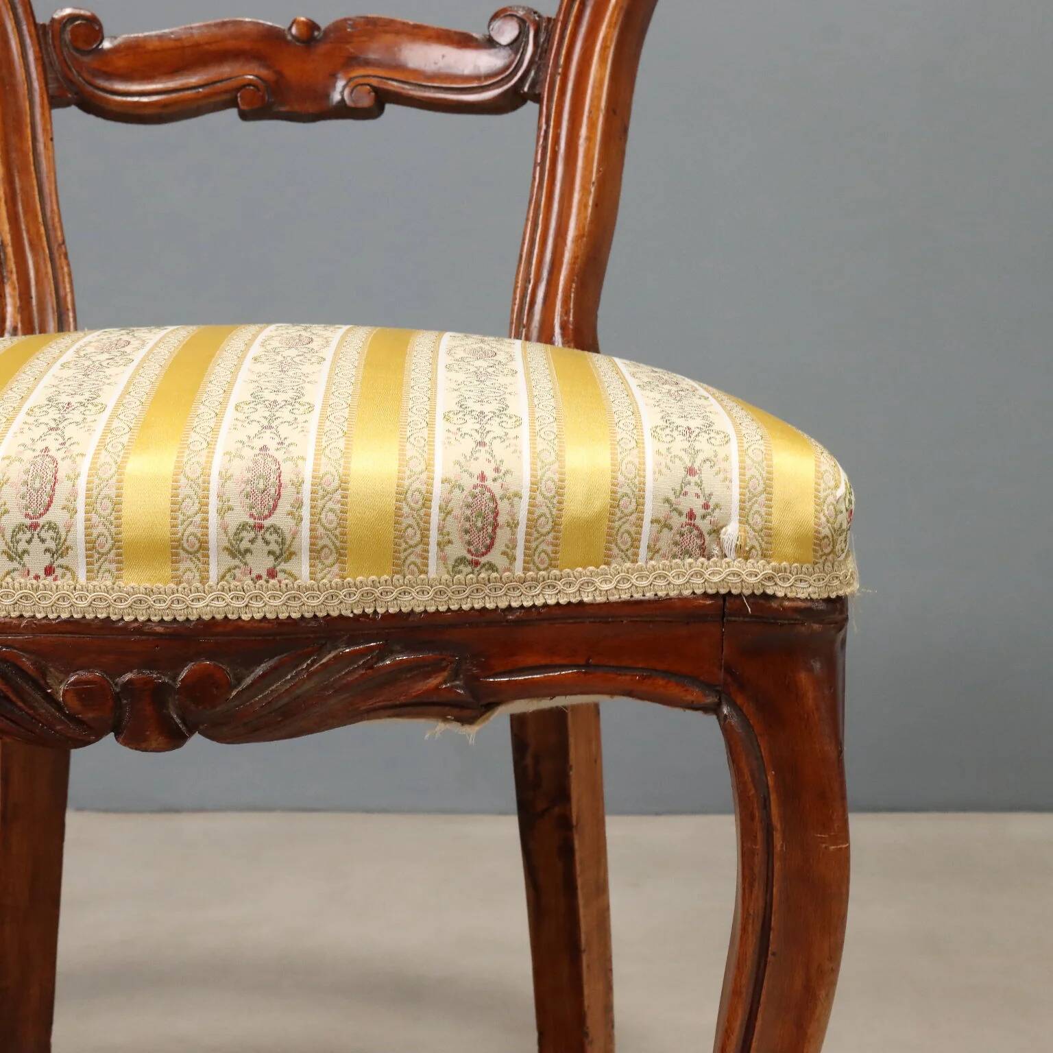 Louis-Philippe chairs in walnut - Italy 19th century