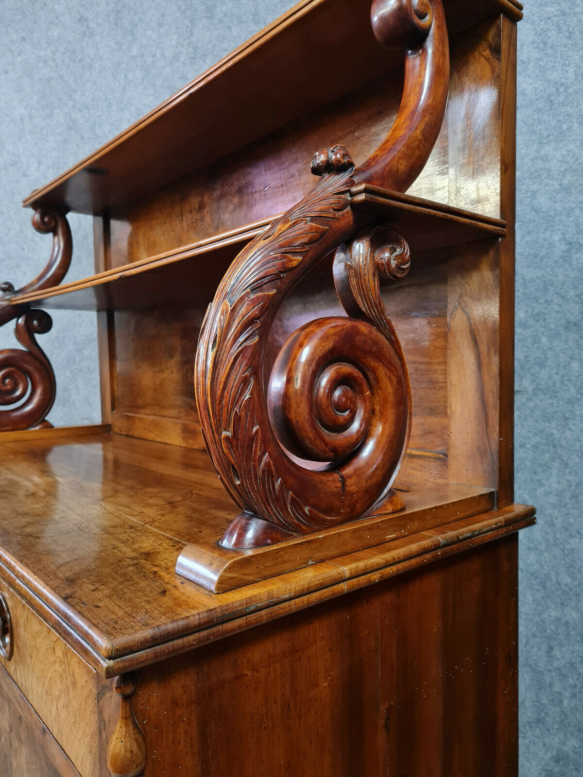 Vaisselier called Saint Hubert time Napoleon III in walnut bramble