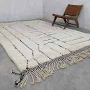 Large Beni Ouarain rug, 305 x 210 cm