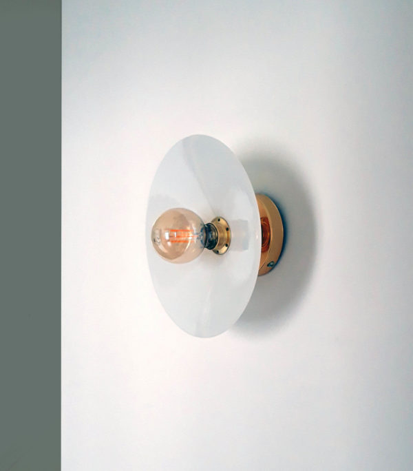 Opaline wall lamp