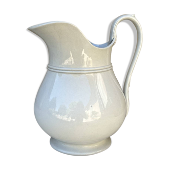 Pitcher
