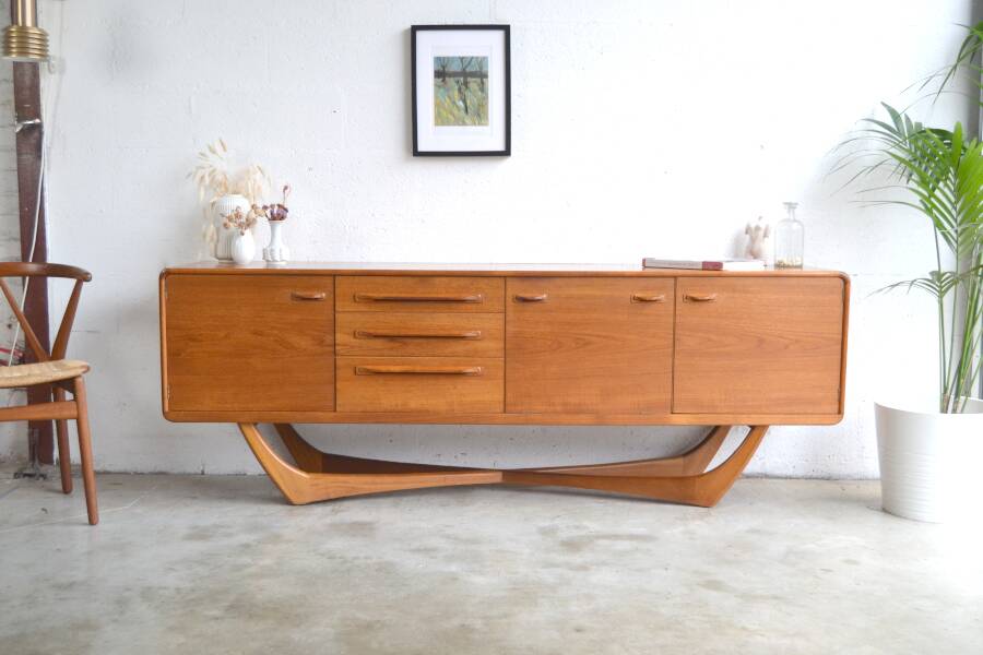 Scottish Sideboard by Beithcraft * 205 cm
