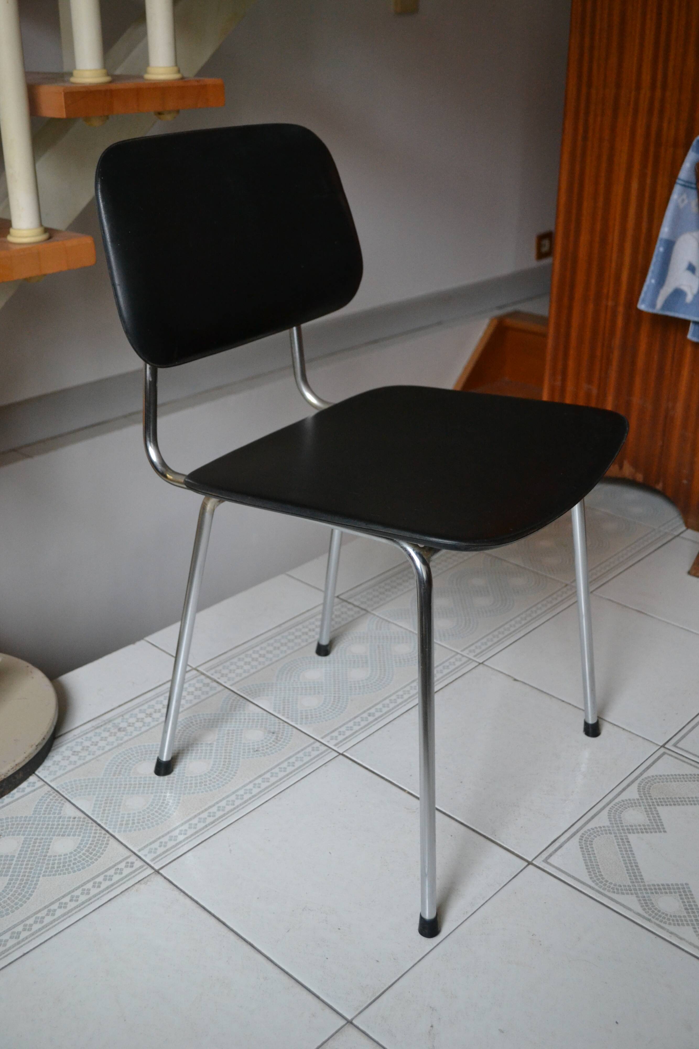 Carolina chair by Airborne vintage 60s