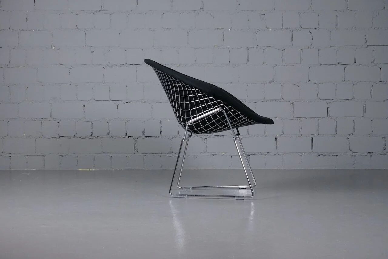 Diamond Chair Model 421 by Harry Bertoia for Knoll Int.