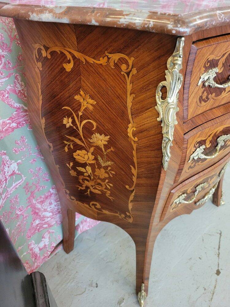 Petite commode Louis XV