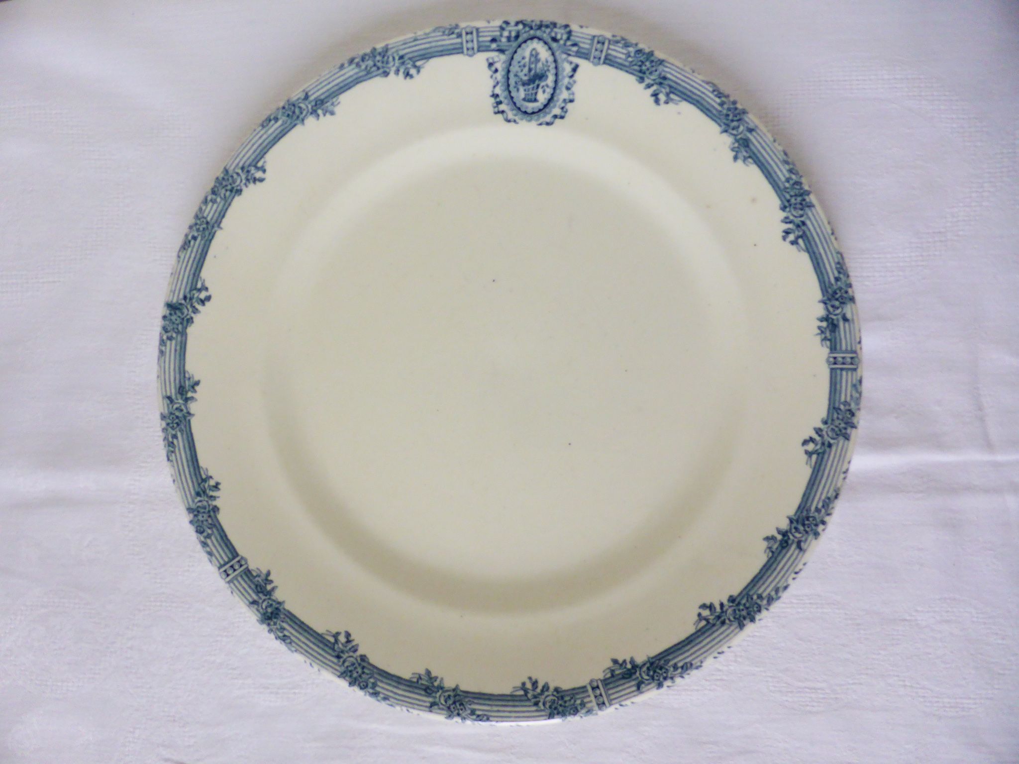 Vintage round serving dish from Salins 210398