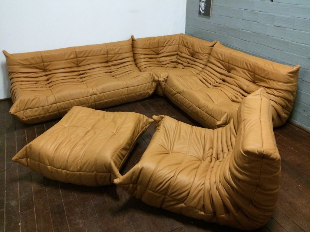 Sofa 3 places "Togo" camel leather designed by Michel Ducaroy 1973