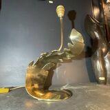 Hollywood Regency style "Leaf" table lamp in gilded bronze 1970s