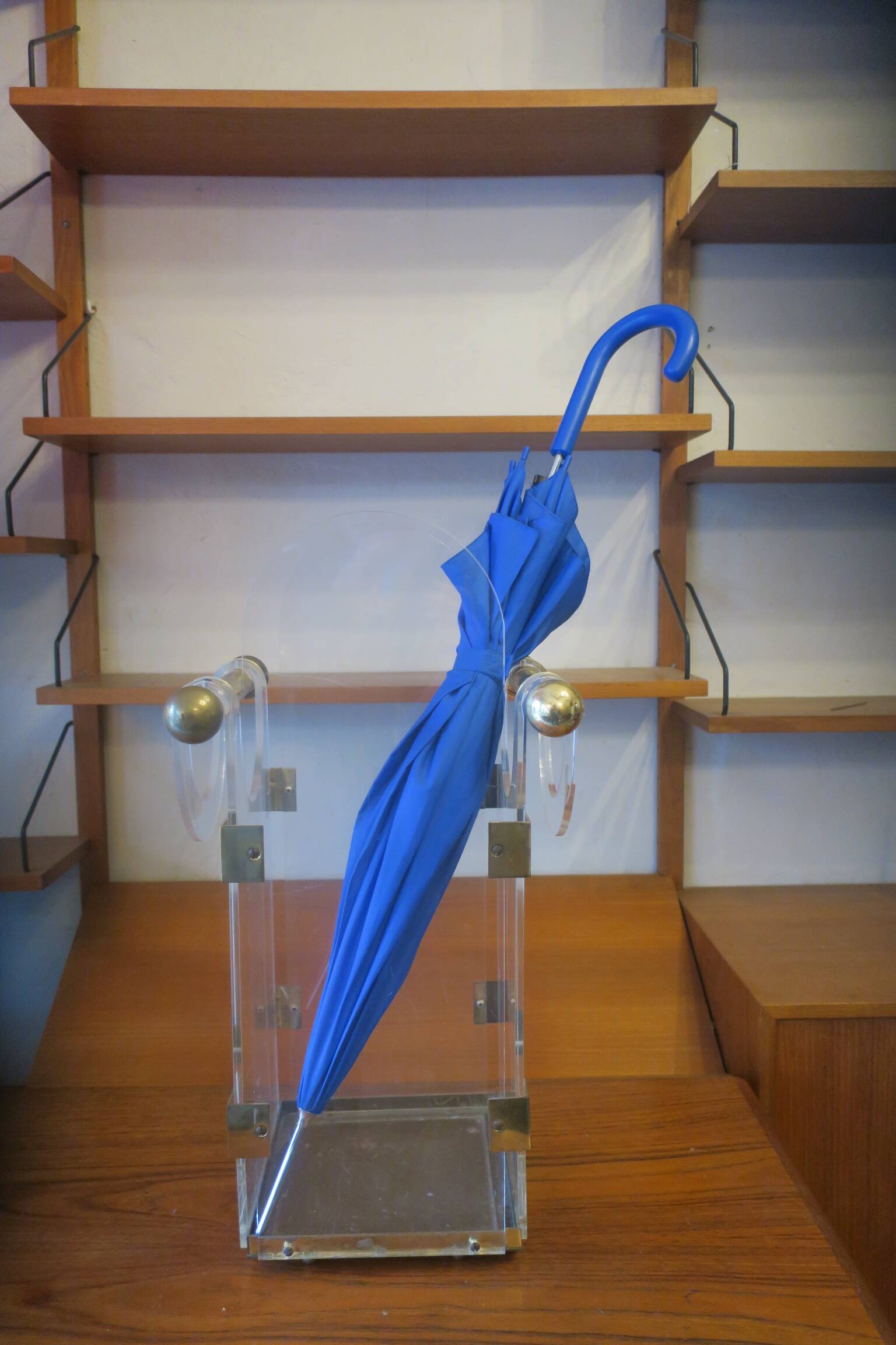 Umbrella stand in brass and clear lucite / plexiglass, 1960s